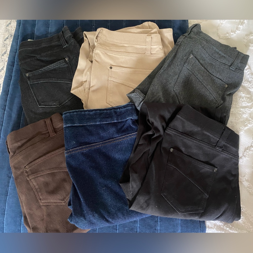Lot of 6 Assorted Ladies Leggings